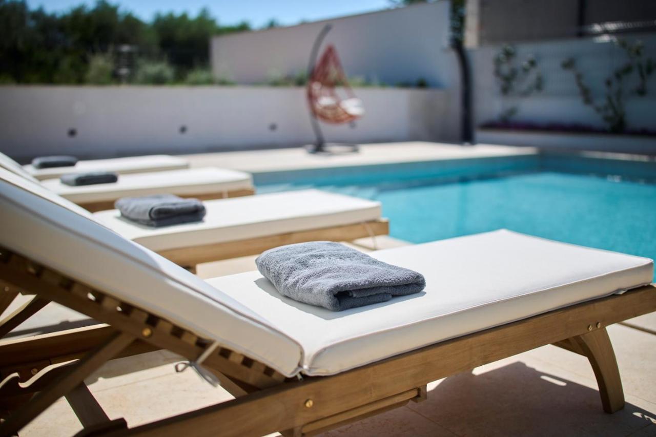 Villa Pura Vida With Pool And Whirlpool Near Umag Materada エクステリア 写真