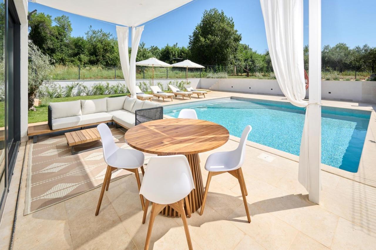 Villa Pura Vida With Pool And Whirlpool Near Umag Materada エクステリア 写真